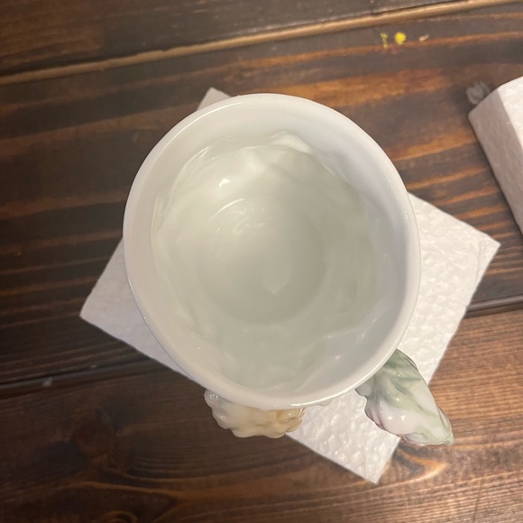 NWT VTG Avon Rose Cherub mug - Picture 2 of 8